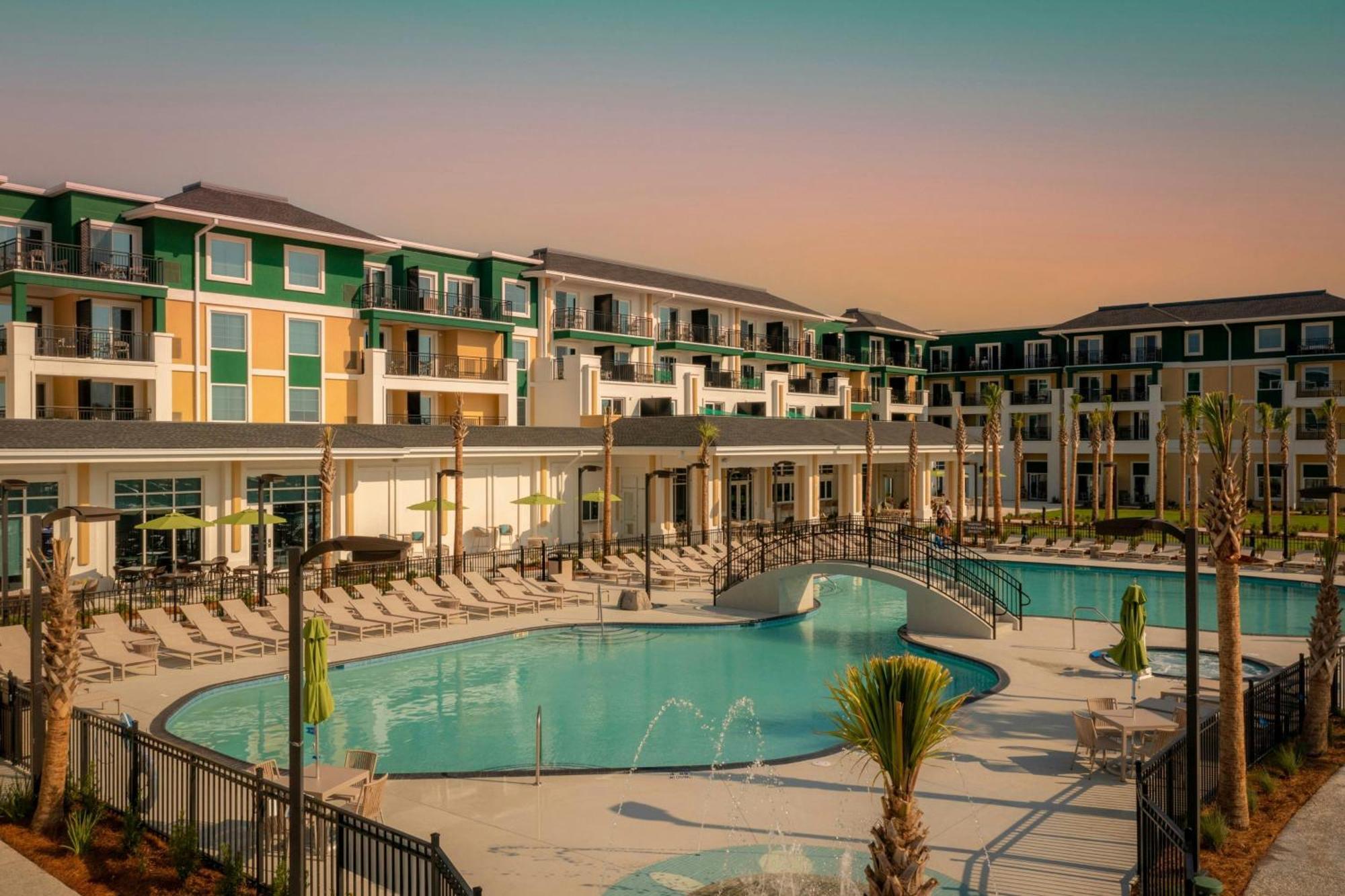 Courtyard By Marriott Jekyll Island Hotell Eksteriør bilde